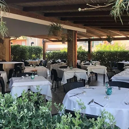 Apartman Centro Di Con Veranda E Giardino *