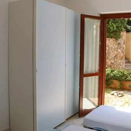 Apartman Centro Di Con Veranda E Giardino